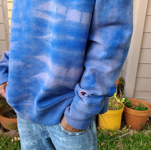 Champion bleached dyed sweatshirt size XL - Picture 2 of 11